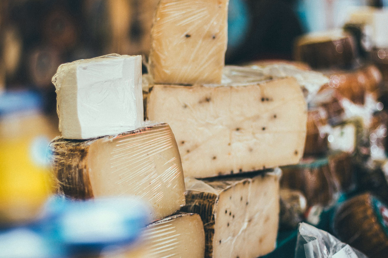 Las aldeas gallegas más famosas por el queso y sus especialidades
